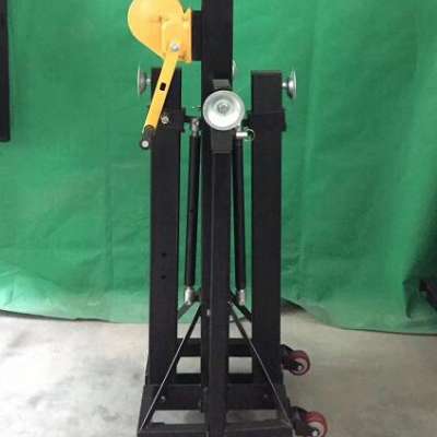 Heavy duty hand crank stand for truss event